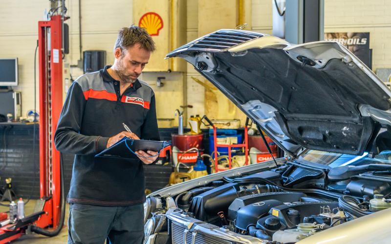 APK in Hilversum van Bosch AutoCrew Tielen